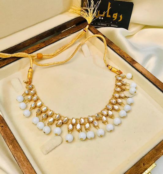 Kundan Choker