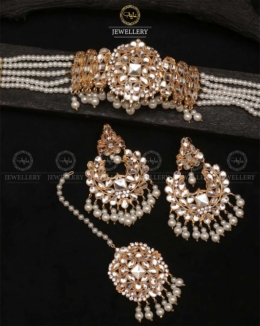 Kundan Chokar set with Baali tika